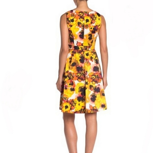 T Tahari Dress sz 12 - Picture 3 of 6